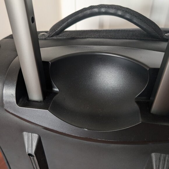 Eagle Creek Flatbed Carry-On Rollaboard 20" Wheeled Duffel, 38L - Picture 7 of 16